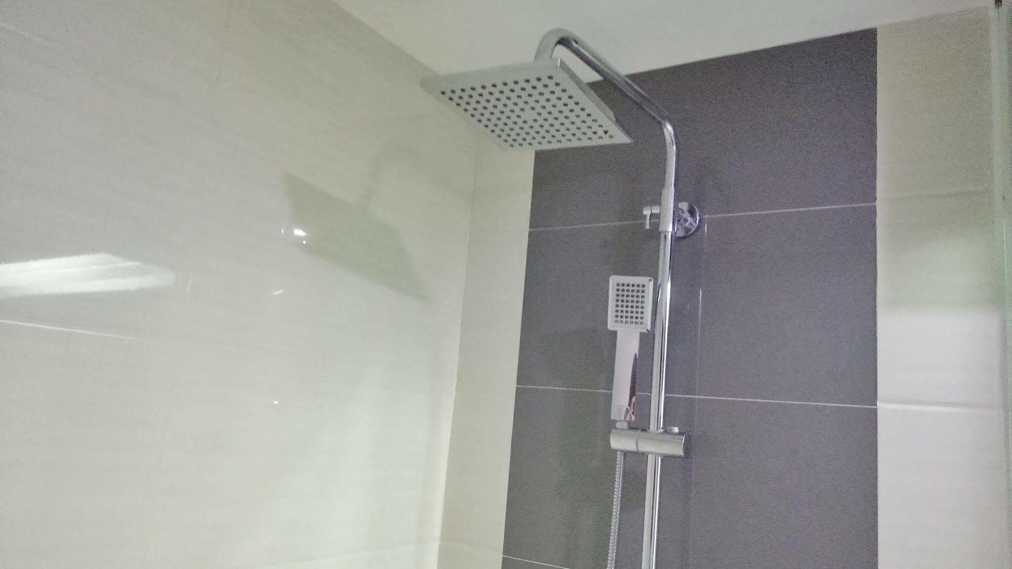 La Maja Rica Hotel Tarlac City Экстерьер фото